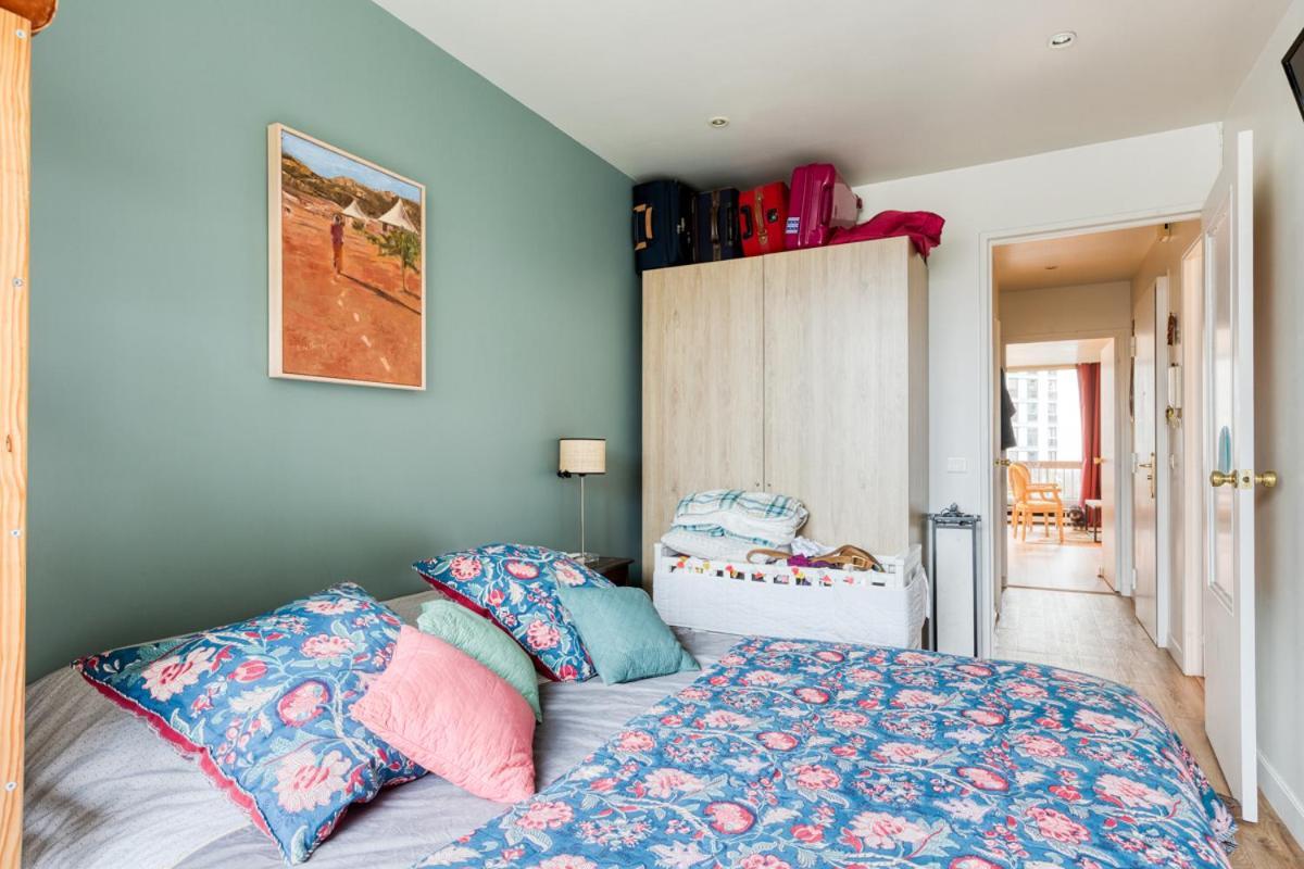 Appartamento T2 Lumineux Avec Terrasse Boulogne-Billancourt Esterno foto