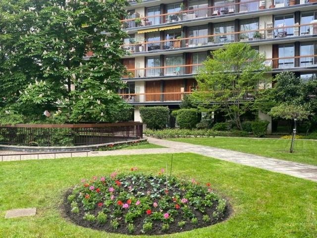 Appartamento T2 Lumineux Avec Terrasse Boulogne-Billancourt Esterno foto